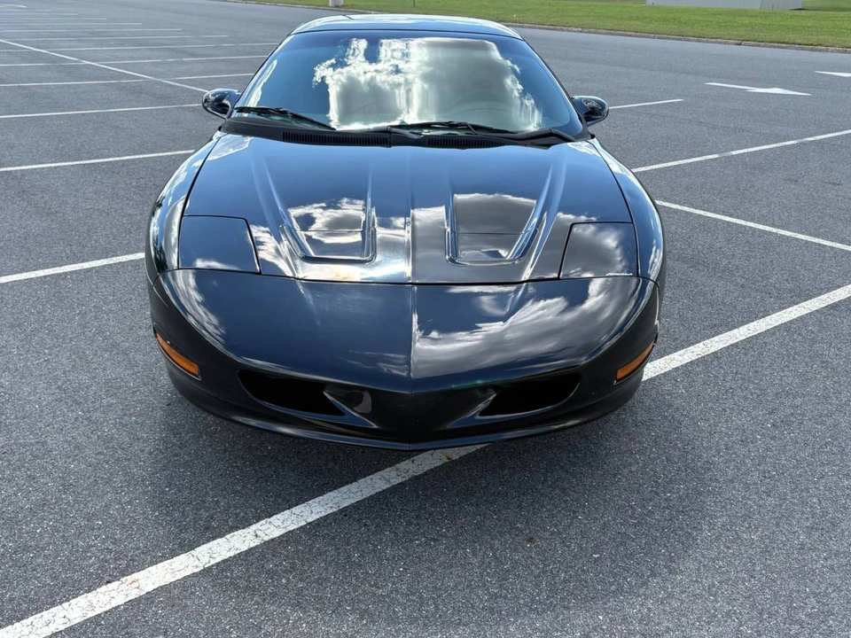 1995 Pontiac Firebird Formula 4th Gen - Image 2 of 8