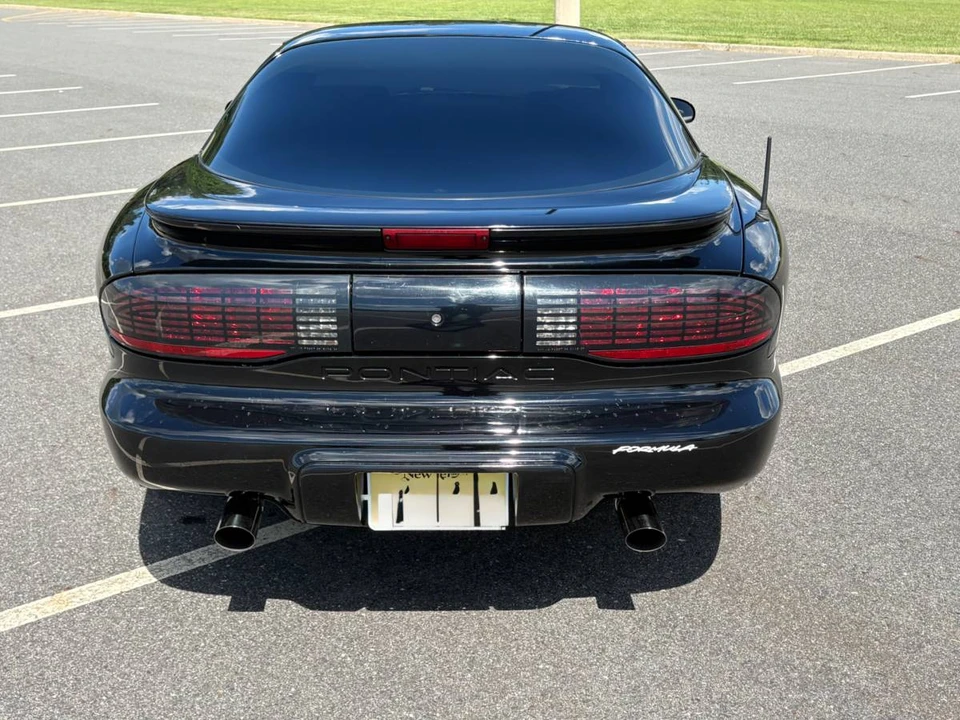 1995 Pontiac Firebird Formula 4th Gen - Image 5 of 8