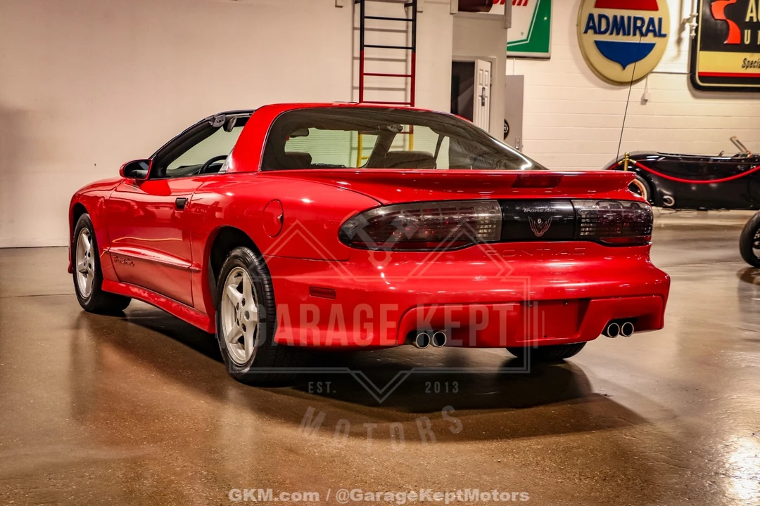 1995 Pontiac Firebird Formula 4th Gen - Image 22 of 31