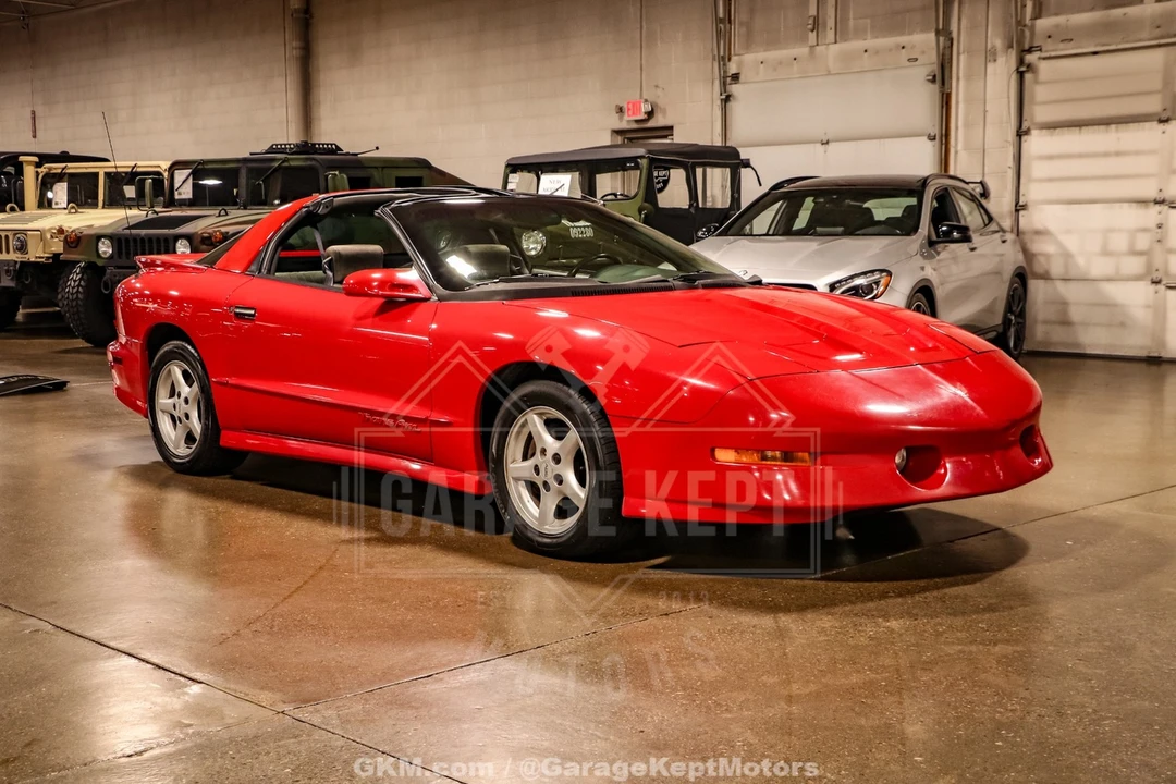 1995 Pontiac Firebird Formula 4th Gen - Image 27 of 31