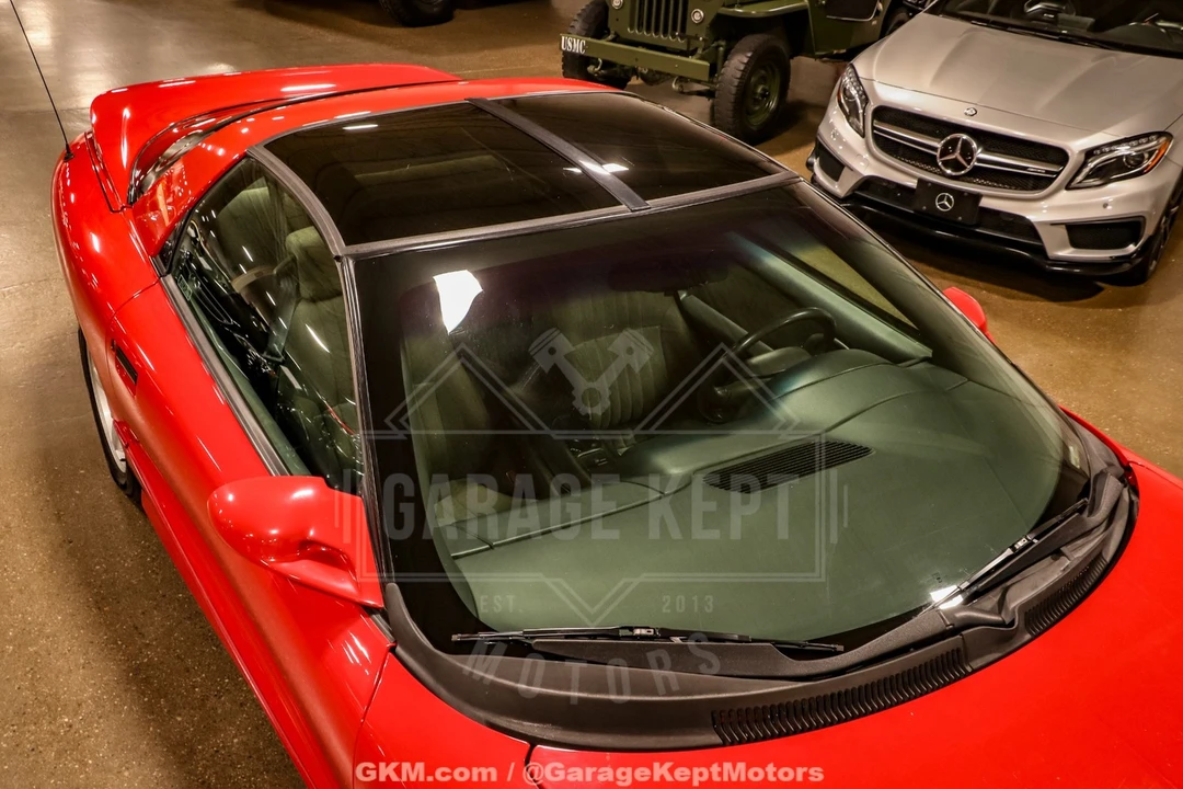 1995 Pontiac Firebird Formula 4th Gen - Image 16 of 31