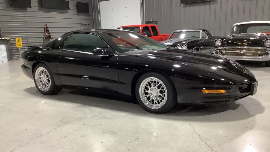 1995 Pontiac Firebird 4th Gen - Image 5 of 31
