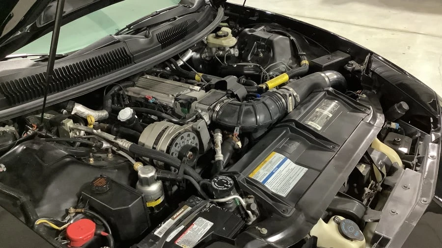 1995 Pontiac Firebird 4th Gen - Image 17 of 31