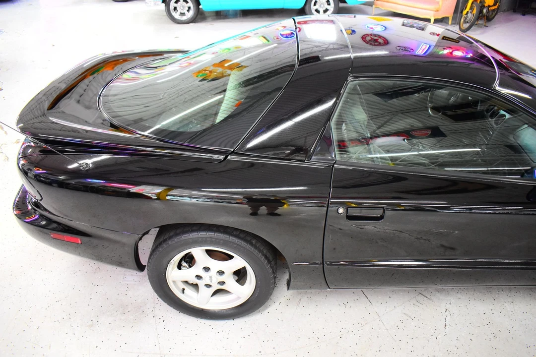 1995 Pontiac Firebird Formula 4th Gen - Image 6 of 20