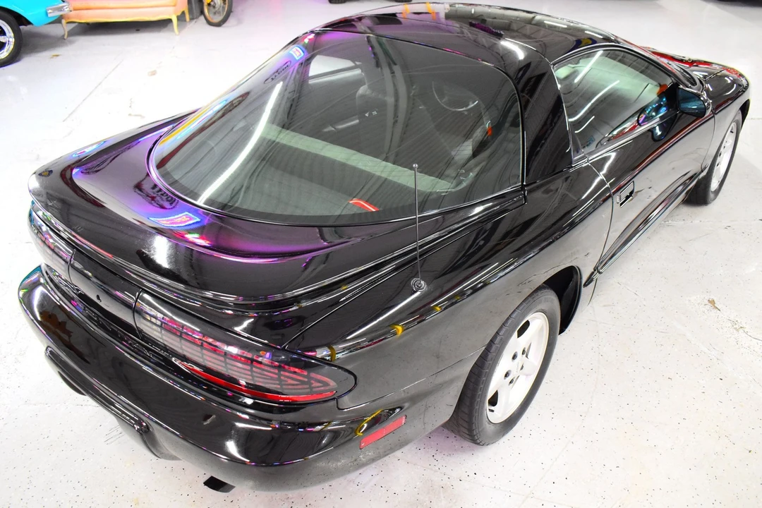 1995 Pontiac Firebird Formula 4th Gen - Image 10 of 20