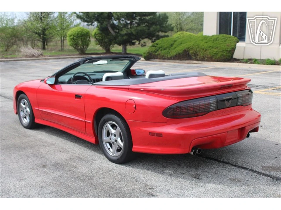 1995 Pontiac Firebird Formula 4th Gen - Image 7 of 31