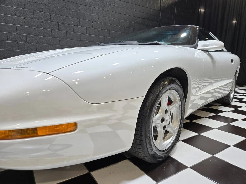 1995 Pontiac Firebird 4th Gen - Image 16 of 21