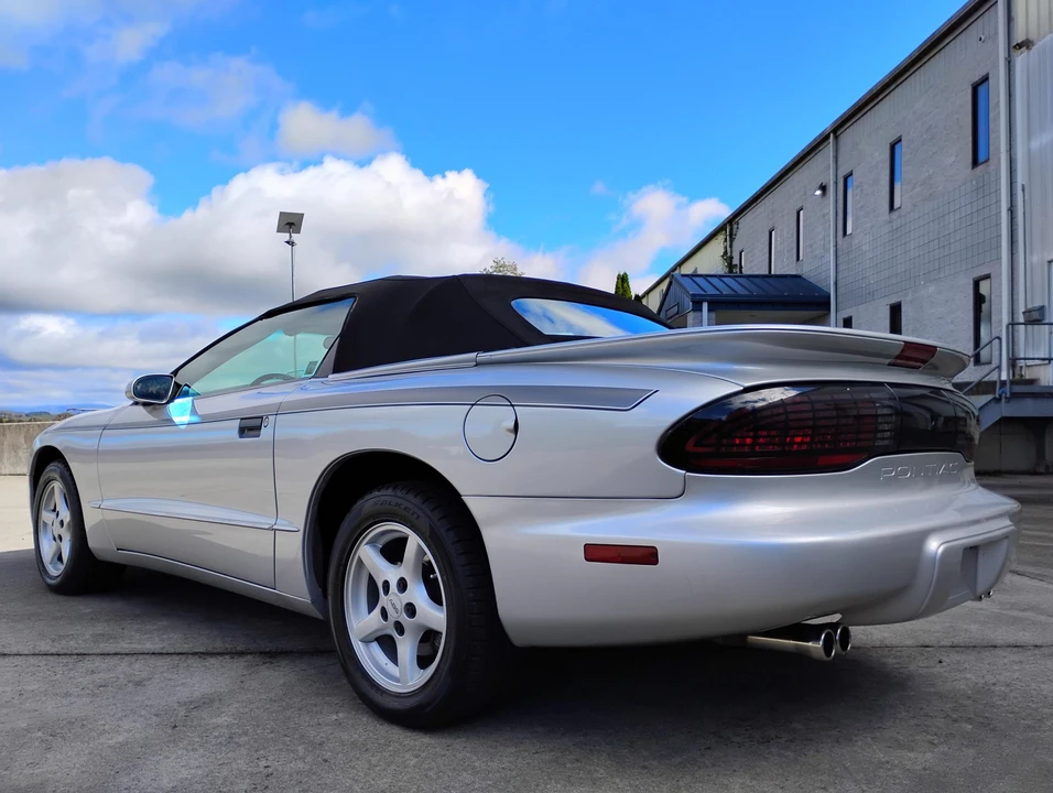 1995 Pontiac Firebird 4th Gen - Image 10 of 31
