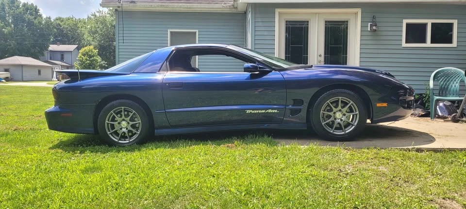 1995 Pontiac Firebird Formula 4th Gen - Image 2 of 7