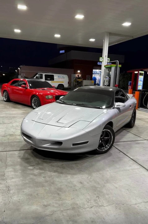 1995 Pontiac Firebird Formula 4th Gen - Image 9 of 10