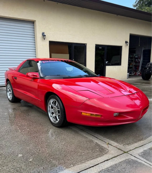 1995 Pontiac Firebird Formula 4th Gen - Image 19 of 20
