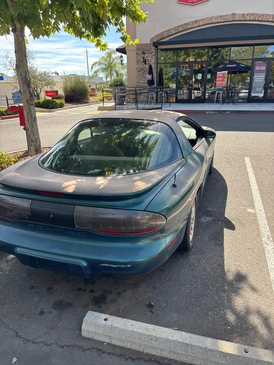 1995 Pontiac Firebird Formula 4th Gen - Image 3 of 4