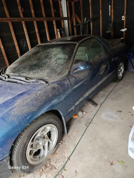 1995 Pontiac Firebird 4th Gen - Image 2 of 16