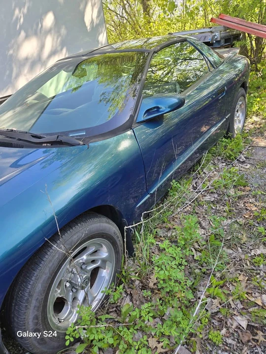 1995 Pontiac Firebird 4th Gen - Image 10 of 16