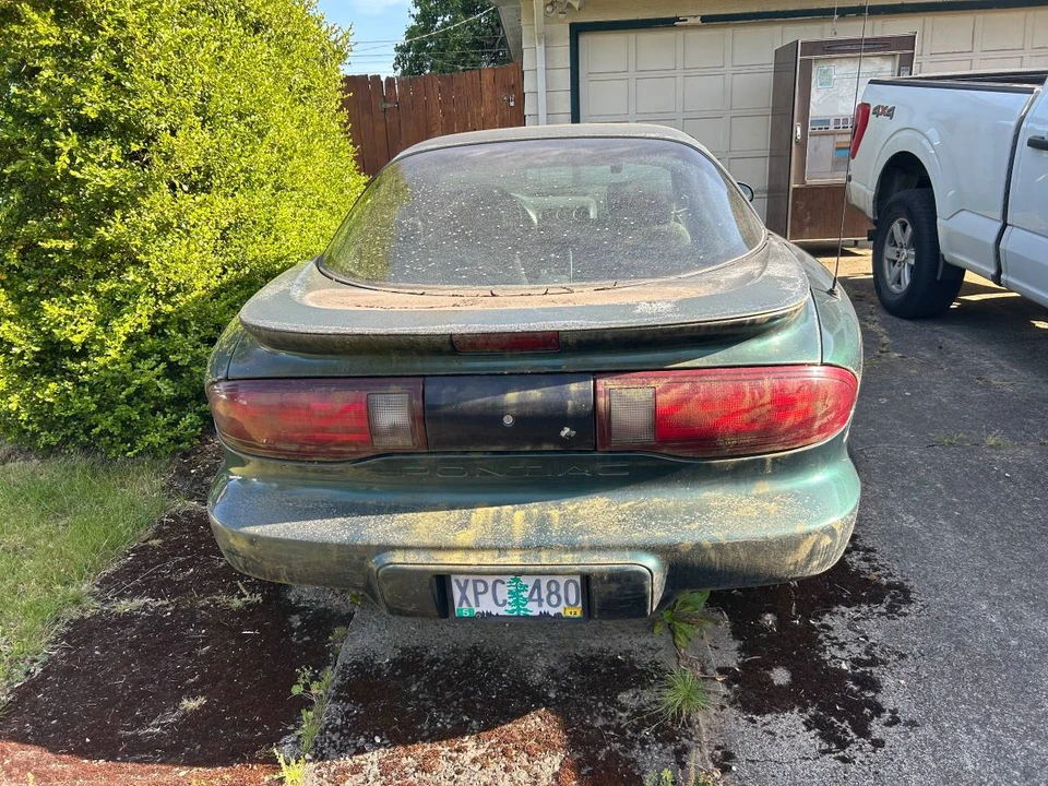 1996 Pontiac Firebird - Image 6 of 8