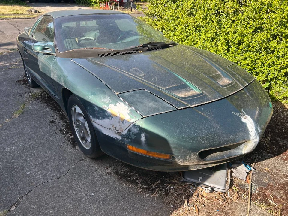 1996 Pontiac Firebird - Image 8 of 8
