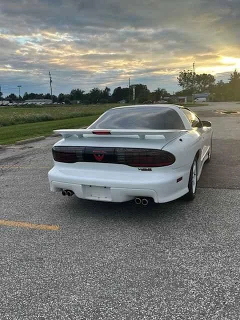 1995 Pontiac Firebird 4th Gen - Image 2 of 5