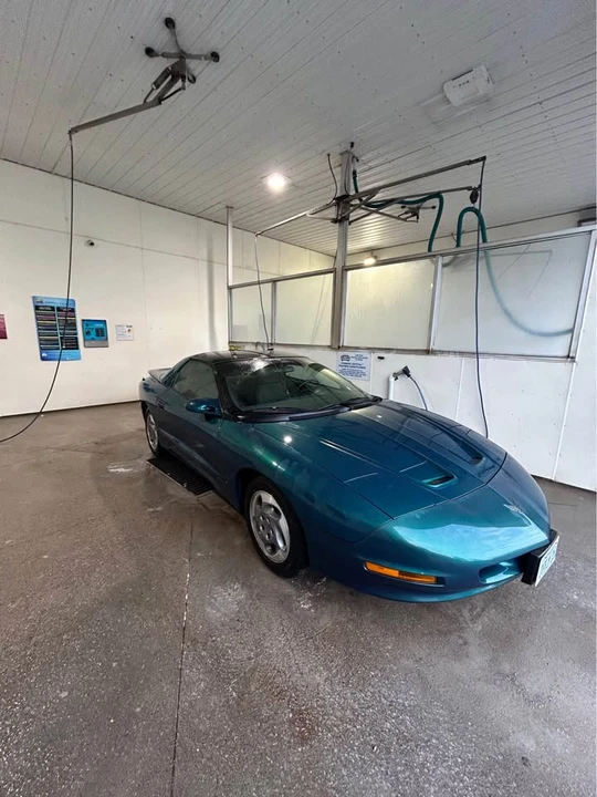 1995 Pontiac Firebird 4th Gen - Image 5 of 11