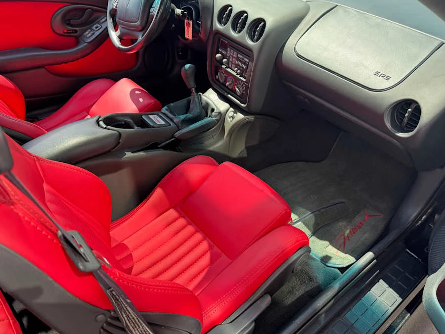 1995 Pontiac Firebird Formula 4th Gen - Image 7 of 10