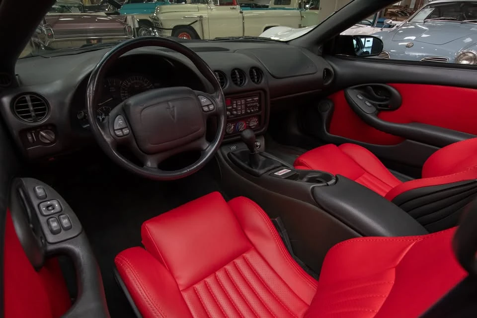 1995 Pontiac Firebird Formula 4th Gen - Image 10 of 14