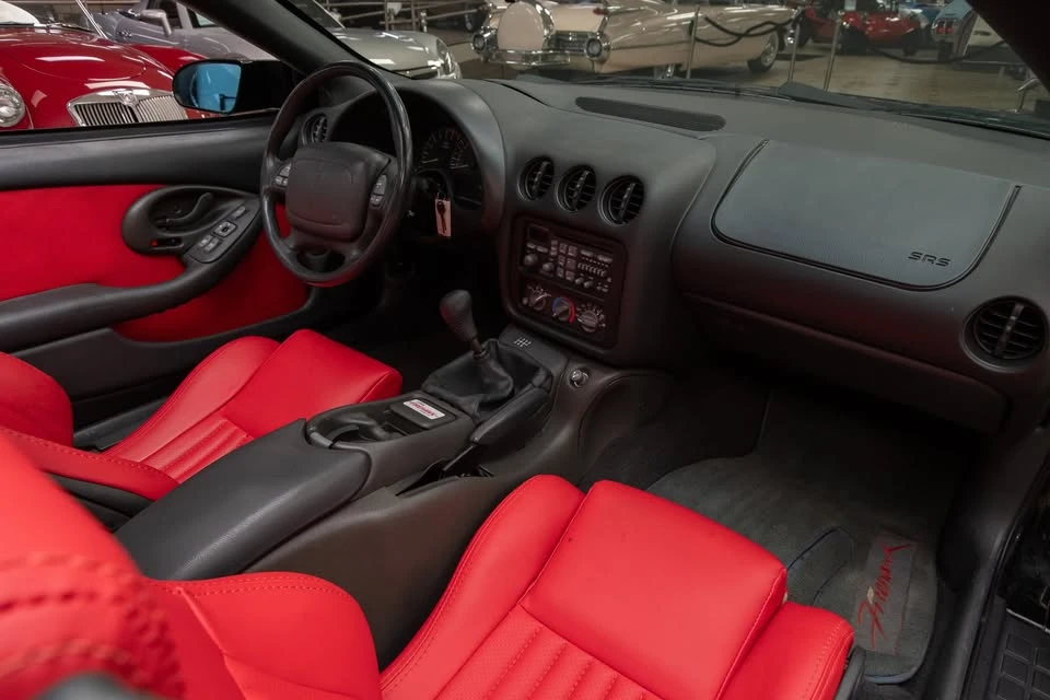 1995 Pontiac Firebird Formula 4th Gen - Image 13 of 14