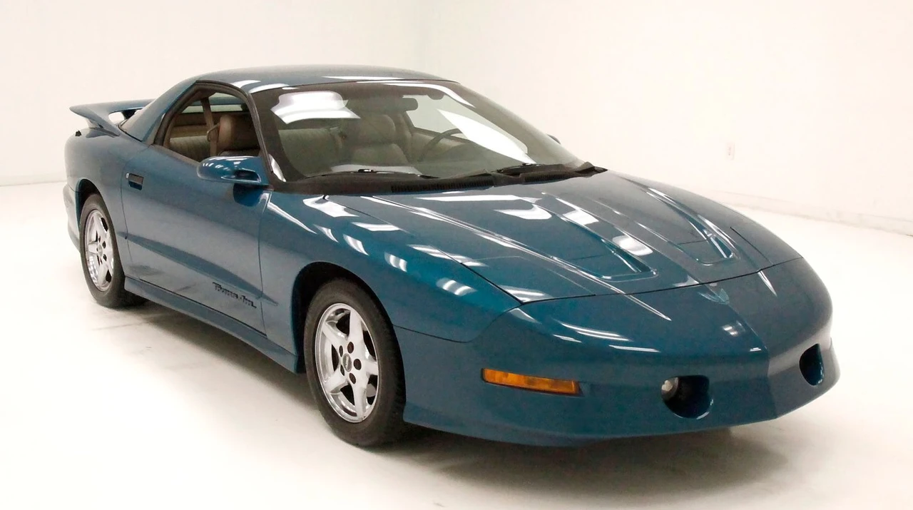 1995 Pontiac Firebird Trans Am 4th Gen - Image 6 of 12