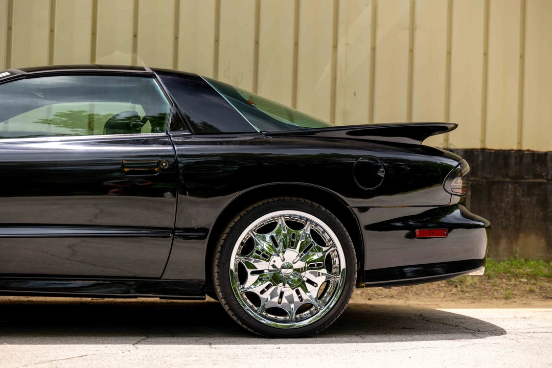 1995 Pontiac Firebird Trans Am 4th Gen - Image 15 of 31