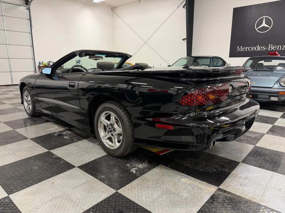1995 Pontiac Firebird Trans Am 4th Gen - Image 15 of 31