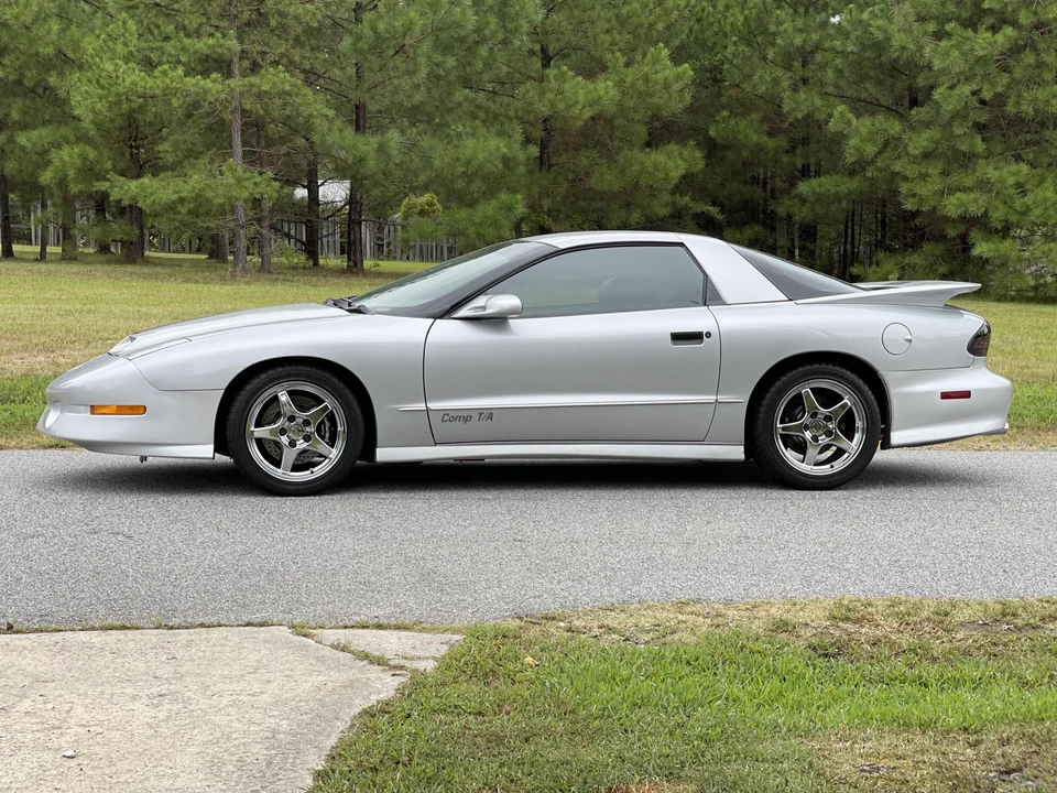 1995 Pontiac Firebird Trans Am 4th Gen - Image 10 of 31