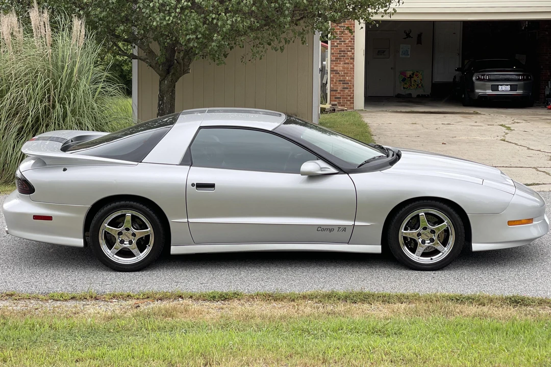 1995 Pontiac Firebird Trans Am 4th Gen - Image 3 of 31