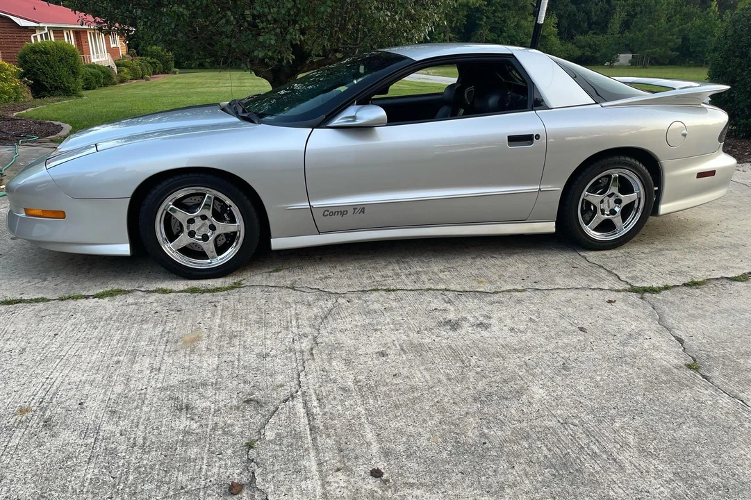 1995 Pontiac Firebird Trans Am 4th Gen - Image 9 of 31