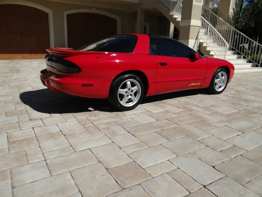 1995 Pontiac Firebird Formula 4th Gen - Image 2 of 7