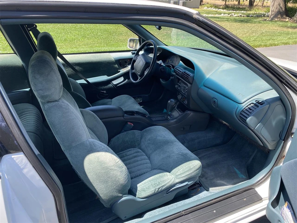 1995 Pontiac Grand Prix 3rd+ Gen - Image 13 of 31