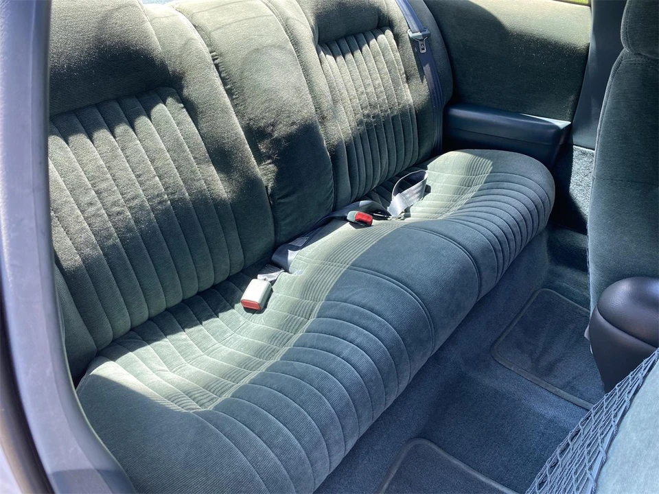 1995 Pontiac Grand Prix 3rd+ Gen - Image 14 of 31