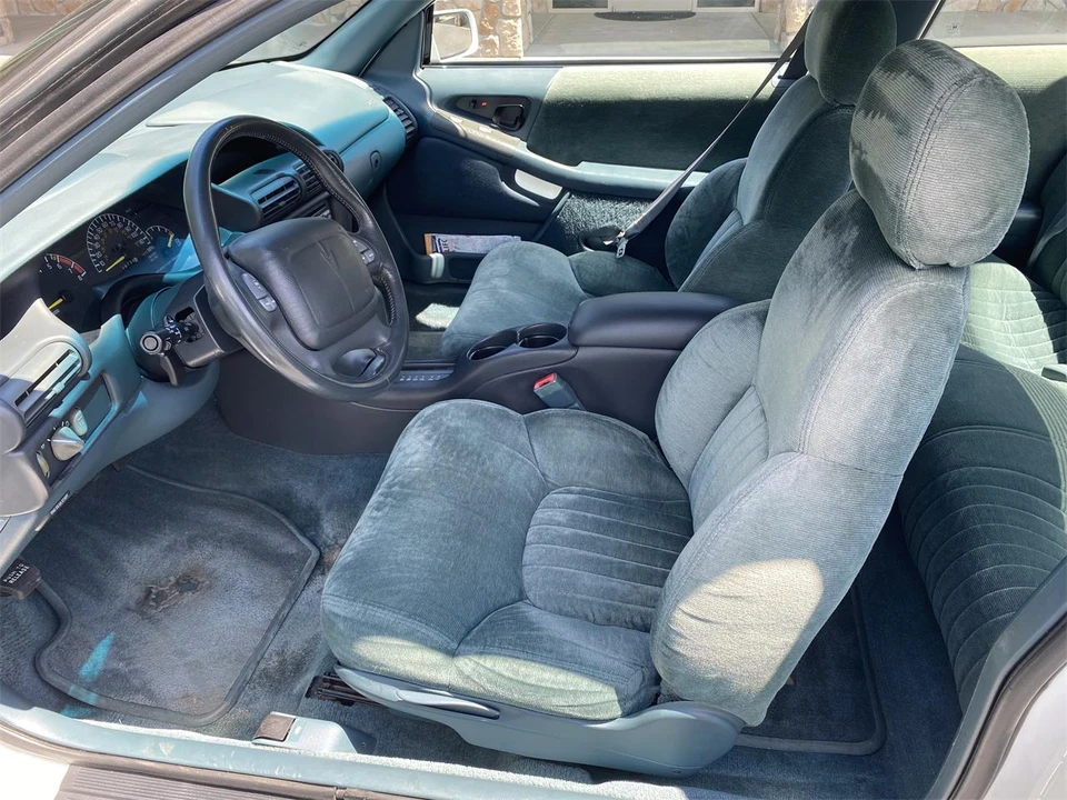 1995 Pontiac Grand Prix 3rd+ Gen - Image 19 of 31