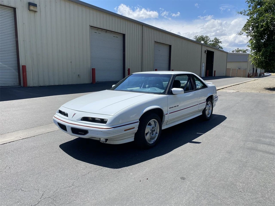 1995 Pontiac Grand Prix 3rd+ Gen - Image 25 of 31