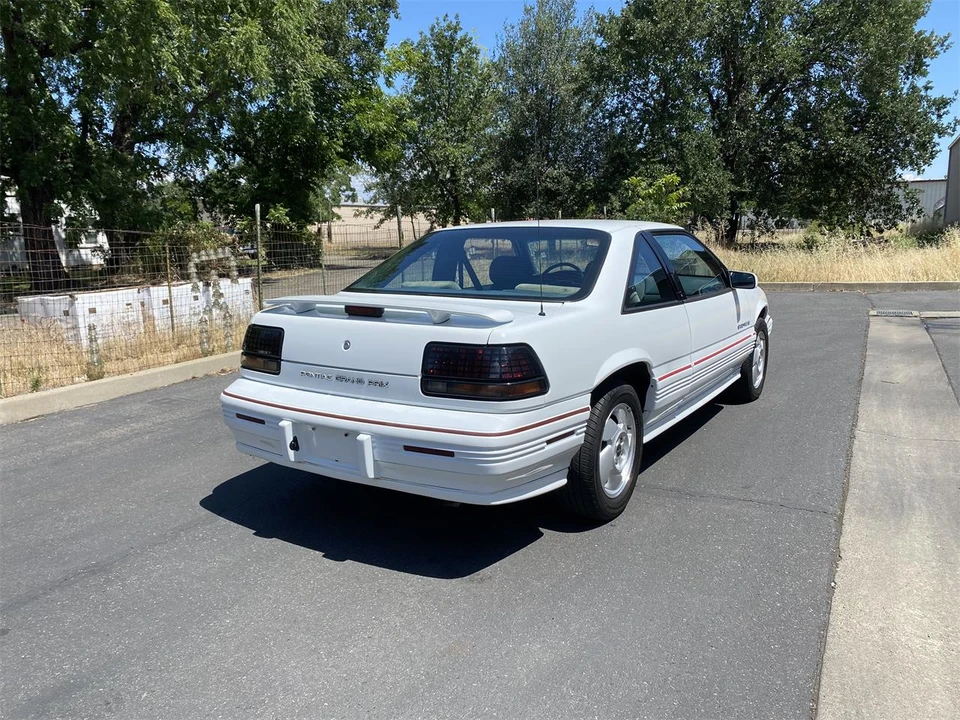 1995 Pontiac Grand Prix 3rd+ Gen - Image 29 of 31