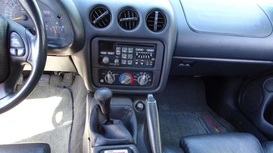 1995 Pontiac Firebird Formula 4th Gen - Image 5 of 10