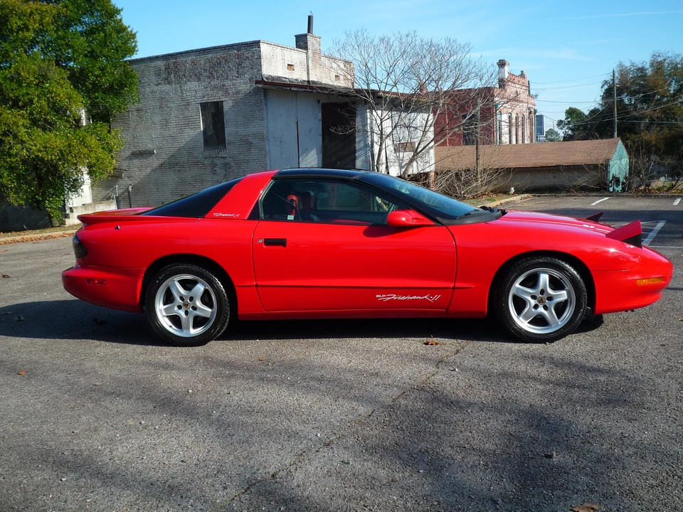 1995 Pontiac Firebird Trans Am 4th Gen - Image 17 of 31