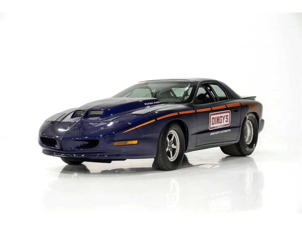 1995 Pontiac Sunfire - Image 2 of 31