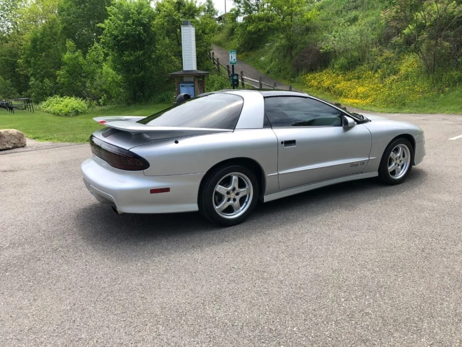1995 Pontiac Firebird Trans Am 4th Gen - Image 11 of 12