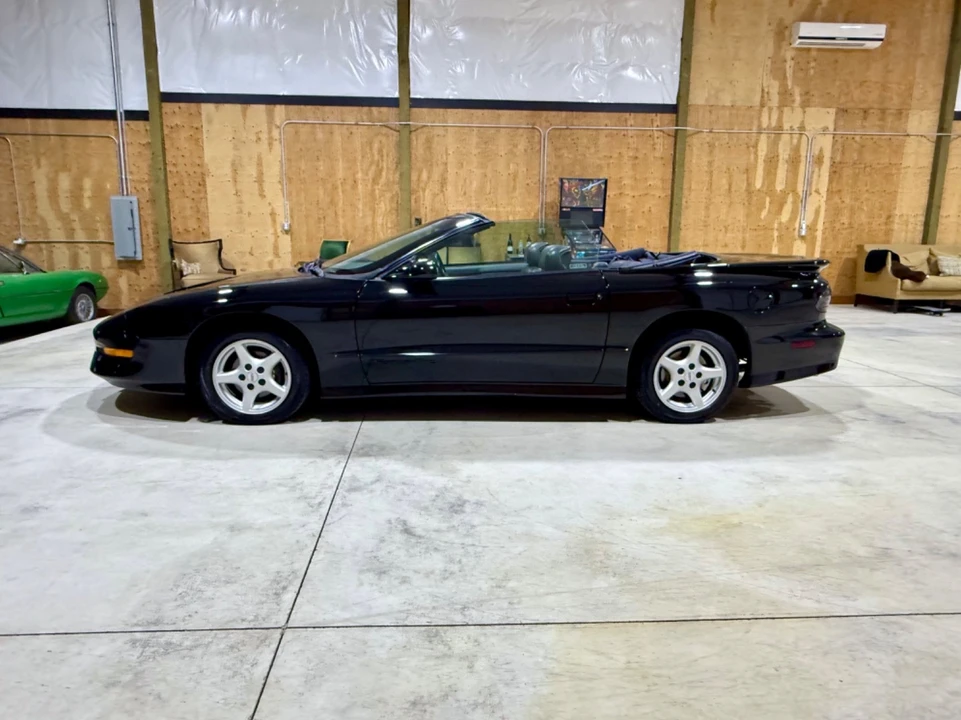 1995 Pontiac Firebird Trans Am 4th Gen - Image 19 of 21