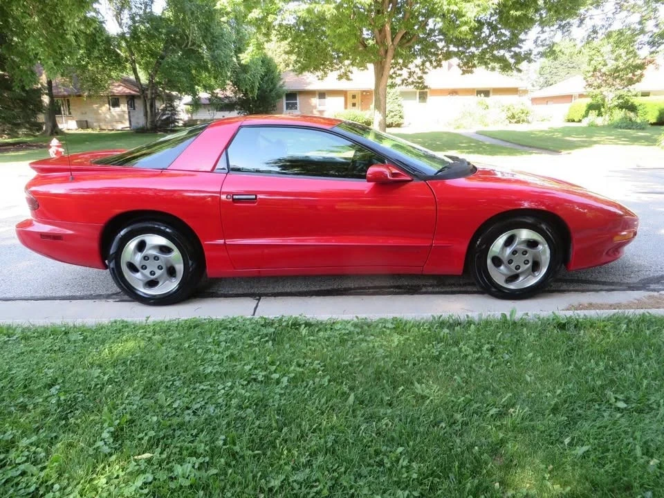 1995 Pontiac Firebird 4th Gen - Image 5 of 19