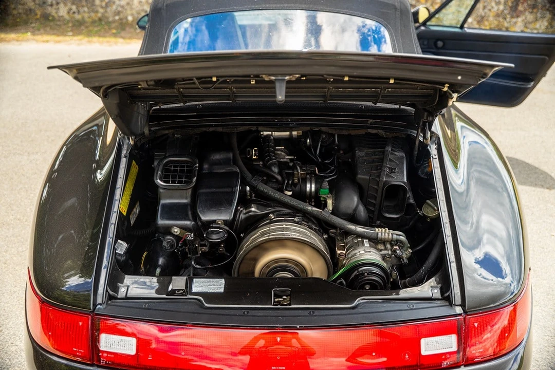 1995 Porsche 993 Carrera - Image 9 of 30