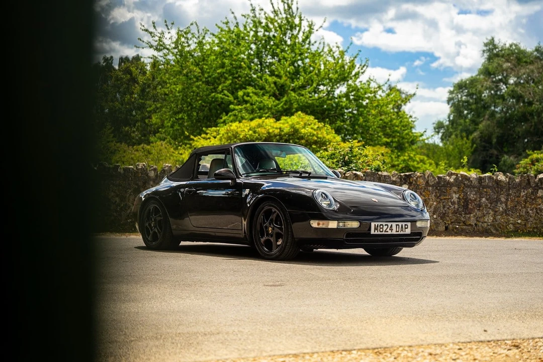 1995 Porsche 993 Carrera - Image 24 of 30