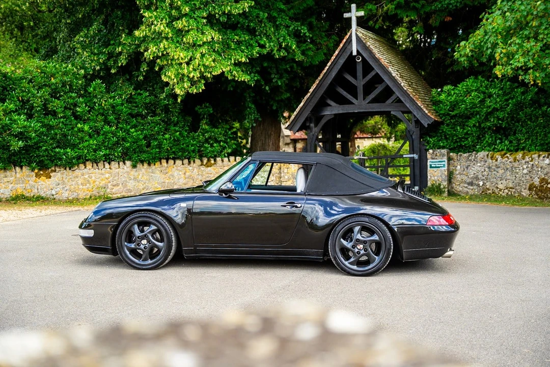 1995 Porsche 993 Carrera - Image 19 of 30