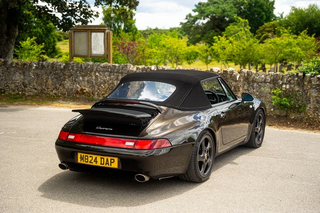 1995 Porsche 993 Carrera - Image 28 of 30