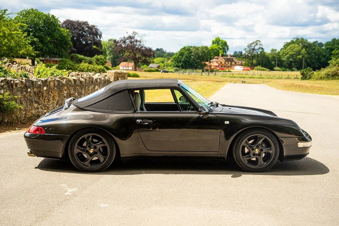1995 Porsche 993 Carrera - Image 23 of 30