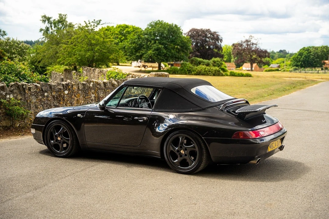 1995 Porsche 993 Carrera - Image 6 of 30