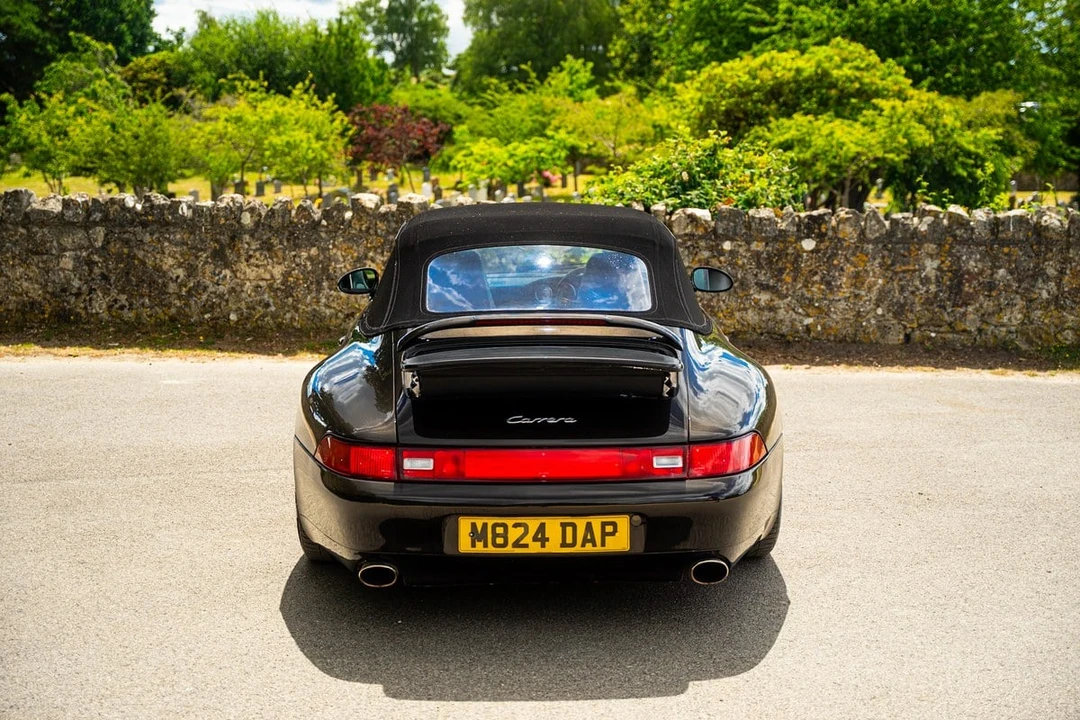 1995 Porsche 993 Carrera - Image 14 of 30